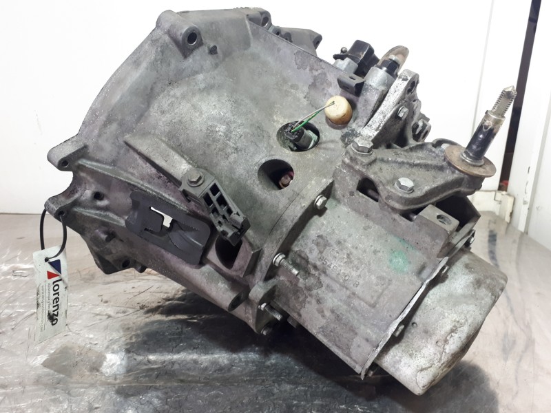 Recambio de caja cambios para citroën c4 berlina collection referencia OEM IAM 20DM75  