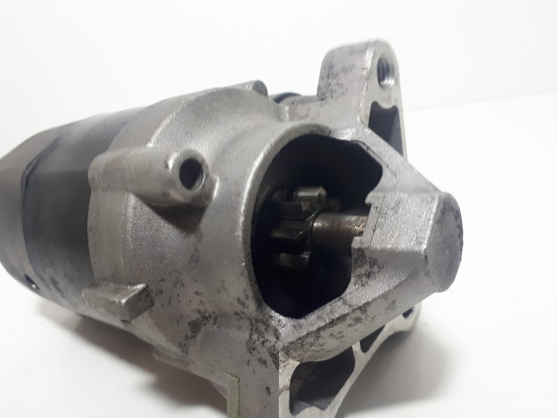 Recambio de motor arranque para dacia duster ambiance 4x2 referencia OEM IAM 8200266777E TS10E3 