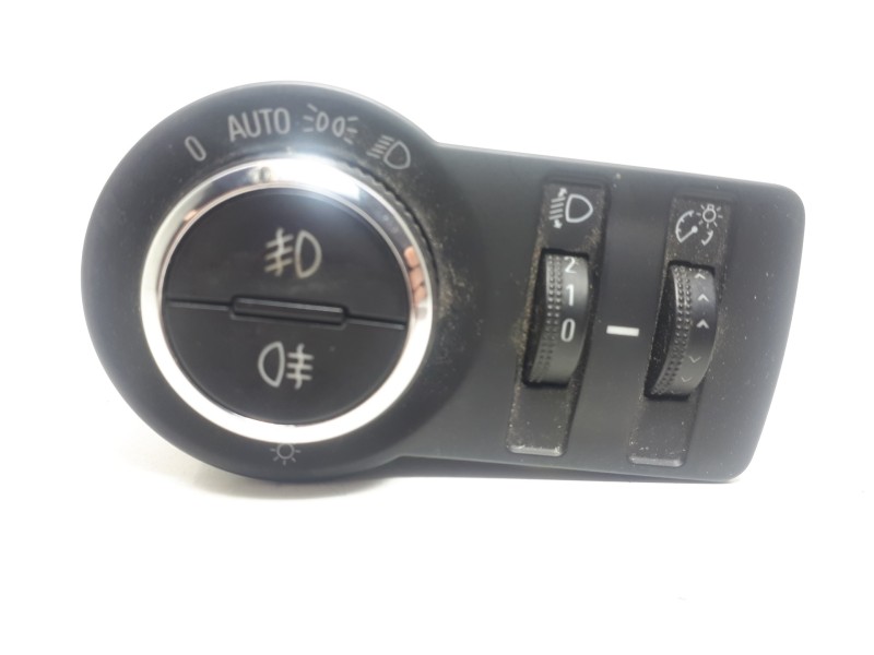Recambio de mando luces para opel insignia berlina cosmo referencia OEM IAM 13268702  