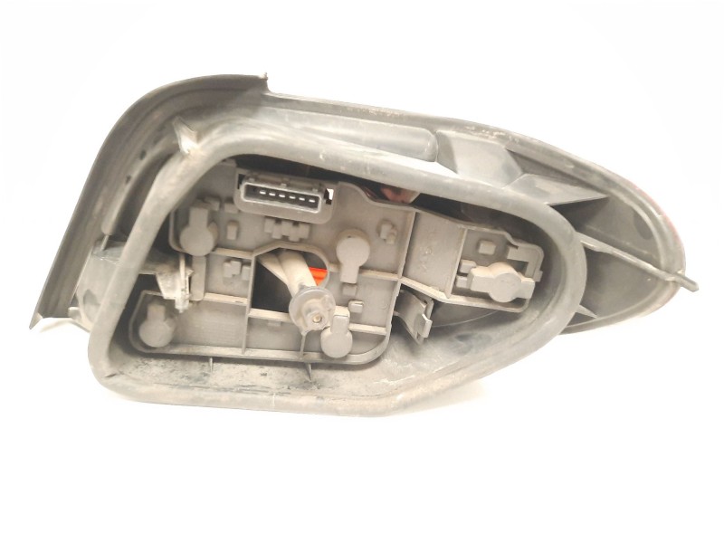 Recambio de piloto trasero izquierdo para citroën xsara berlina 1.9 turbodiesel referencia OEM IAM  30777 