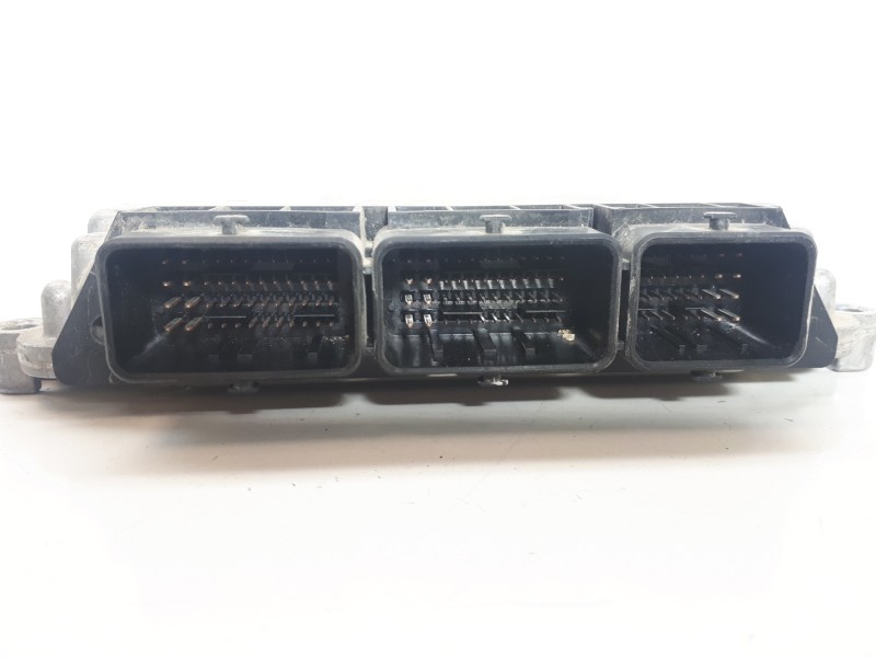 Recambio de centralita motor uce para nissan x-trail (t31) le referencia OEM IAM 23710JG78D 0281013856 