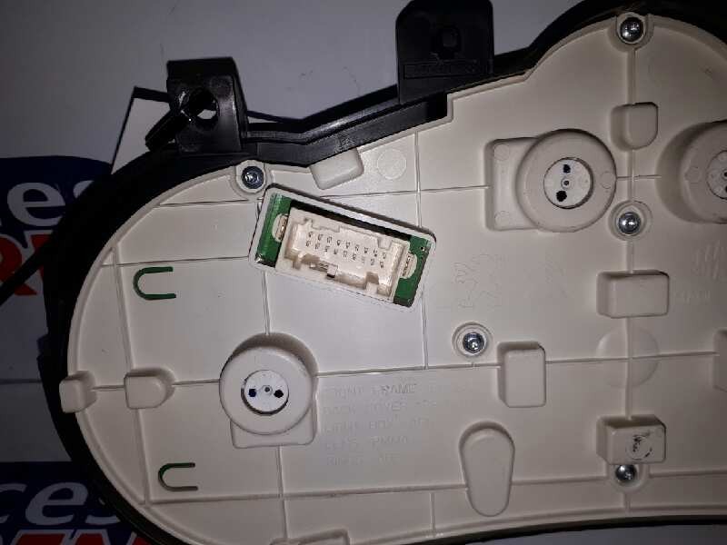 Recambio de cuadro instrumentos para peugeot 206+ básico referencia OEM IAM 9666636880 MMGZCMBT3CEM00 503001911702