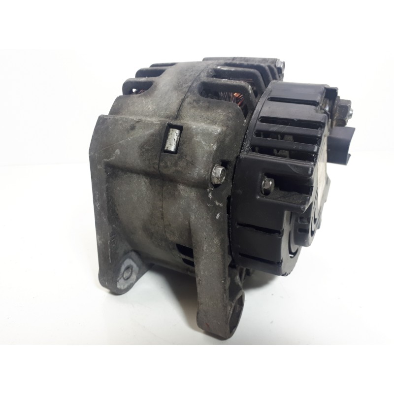 Recambio de alternador para nissan primastar (x83) combi, 6 plazas, batalla corta referencia OEM IAM 8200495304 SG12B097 