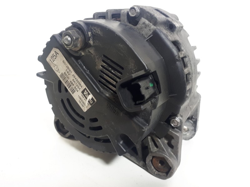 Recambio de alternador para nissan primastar (x83) combi, 6 plazas, batalla corta referencia OEM IAM 8200495304 SG12B097 