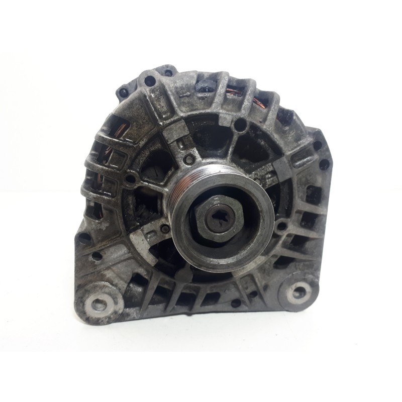 Recambio de alternador para nissan primastar (x83) combi, 6 plazas, batalla corta referencia OEM IAM 8200495304 SG12B097 