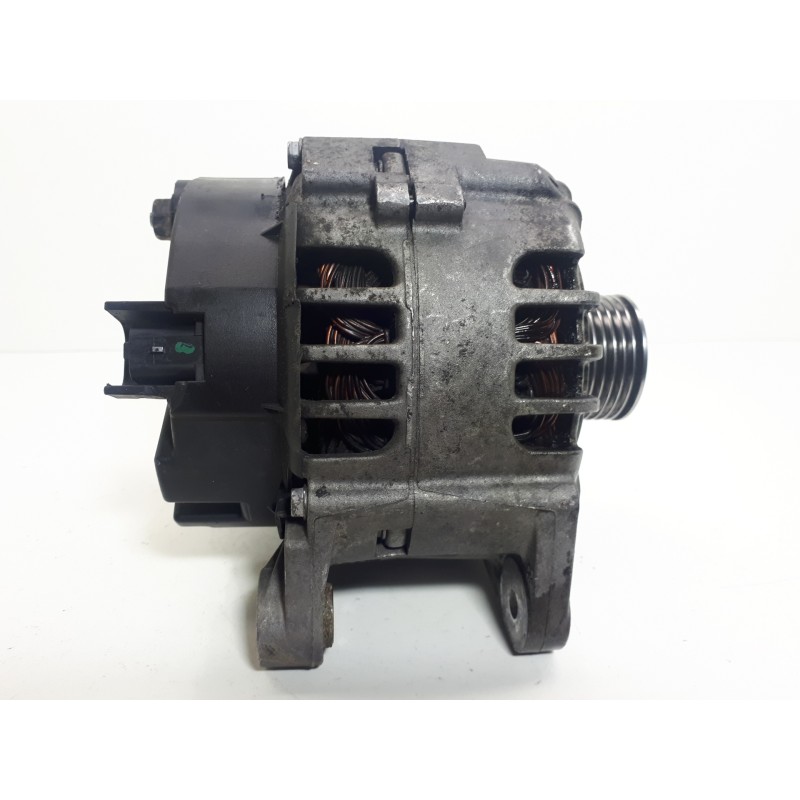 Recambio de alternador para nissan primastar (x83) combi, 6 plazas, batalla corta referencia OEM IAM 8200495304 SG12B097 