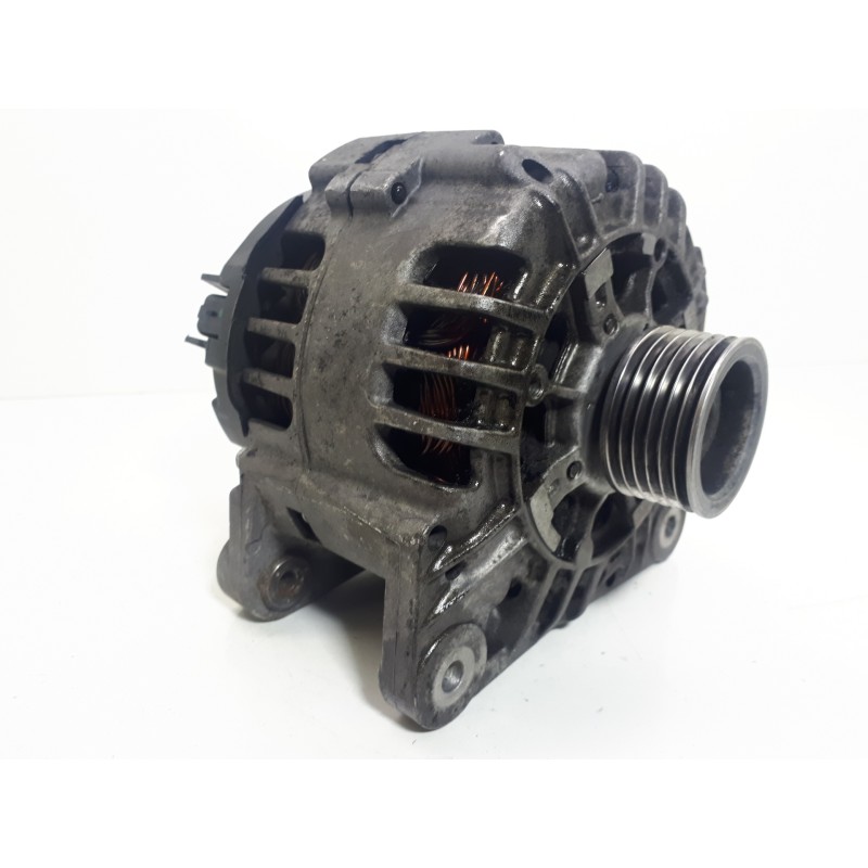 Recambio de alternador para nissan primastar (x83) combi, 6 plazas, batalla corta referencia OEM IAM 8200495304 SG12B097 