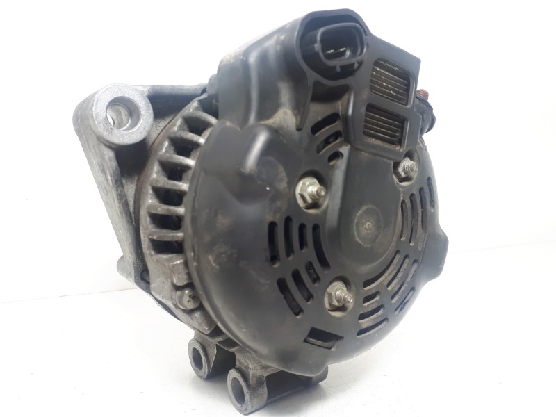 Recambio de alternador para jaguar s-type 2.7 v6 diesel classic referencia OEM IAM 4R8310300AB 1042103720 