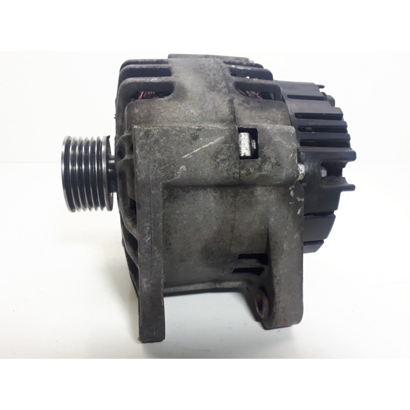 Recambio de alternador para nissan primastar (x83) combi, 6 plazas, batalla corta referencia OEM IAM 8200495304 SG12B097 