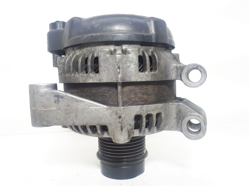 Recambio de alternador para jaguar s-type 2.7 v6 diesel classic referencia OEM IAM 4R8310300AB 1042103720 