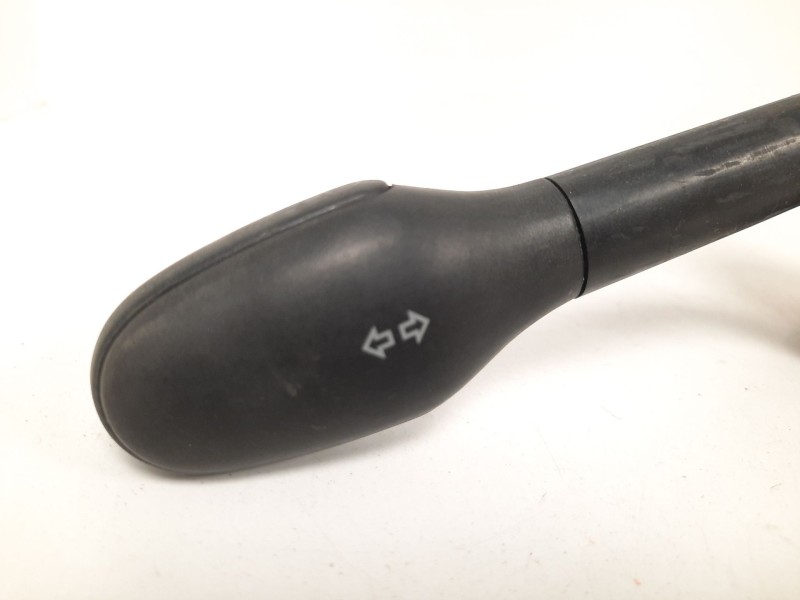 Recambio de mando intermitentes para volkswagen golf iii berlina (1h1) 1.6 referencia OEM IAM  13771 