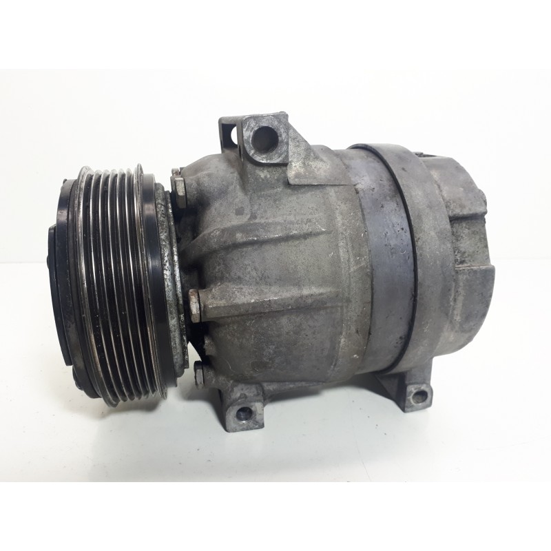 Recambio de compresor aire acondicionado para nissan primastar (x83) combi, 6 plazas, batalla corta referencia OEM IAM 770010576