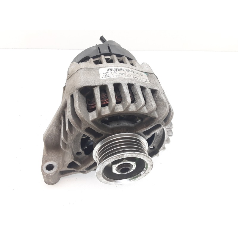 Recambio de alternador para fiat 500 312 referencia OEM IAM 51714791 MS1022118470 90A