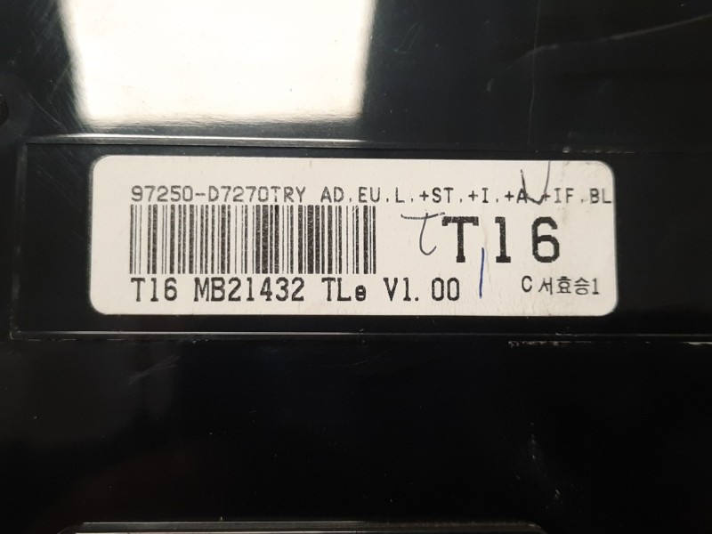 Recambio de mando climatizador para hyundai tucson (tl, tle) 2.0 crdi referencia OEM IAM MB21432 D7270TRY 