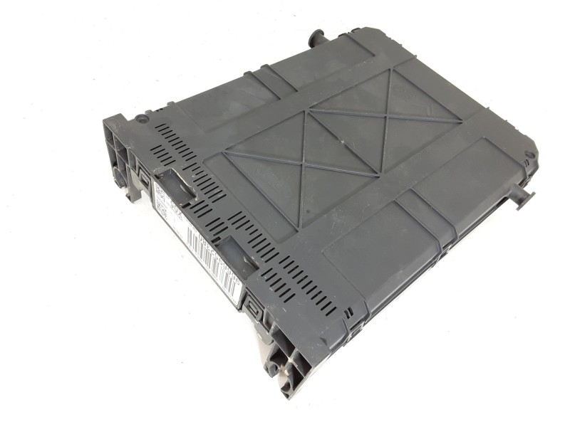 Recambio de caja reles / fusibles para citroën c3 picasso attraction referencia OEM IAM 9666952380 BSIEVX05 