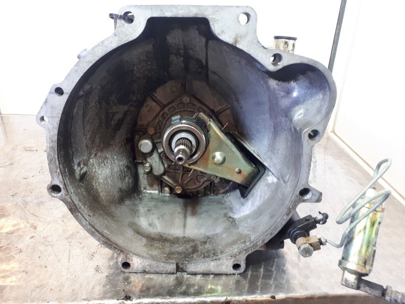 Recambio de caja cambios para hyundai h 1 h 1 furg.caja cerr.c. puerta referencia OEM IAM Y958432  