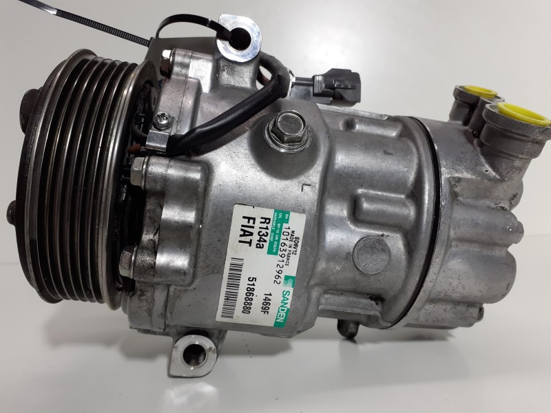 Recambio de compresor aire acondicionado para fiat doblo cargo basis maxi kasten referencia OEM IAM 51868880 1469F 