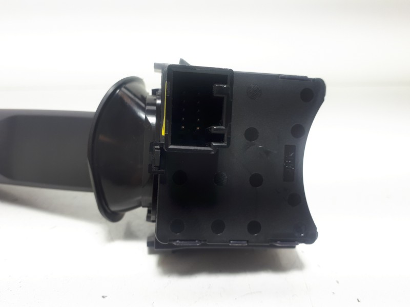 Recambio de mando limpia para opel insignia berlina cosmo referencia OEM IAM 13243595 82810110087 