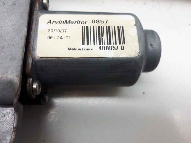 Recambio de elevalunas delantero derecho para renault clio iii 20 aniversario referencia OEM IAM 400857D  