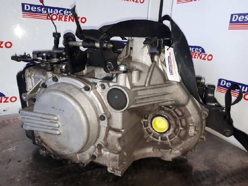 Recambio de caja cambios para kia carens (un) emotion referencia OEM IAM T61ADP 688030 