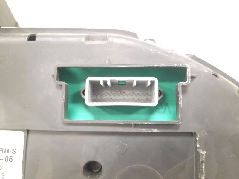 Recambio de cuadro instrumentos para renault megane ii berlina 5p authentique referencia OEM IAM 8200408787D KBBH054724 