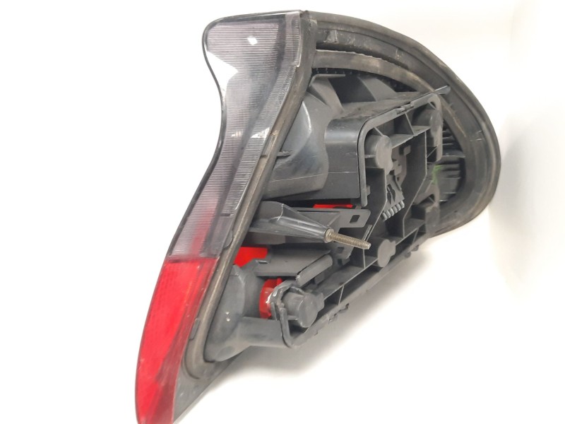 Recambio de piloto trasero izquierdo para opel tigra referencia OEM IAM  32768 