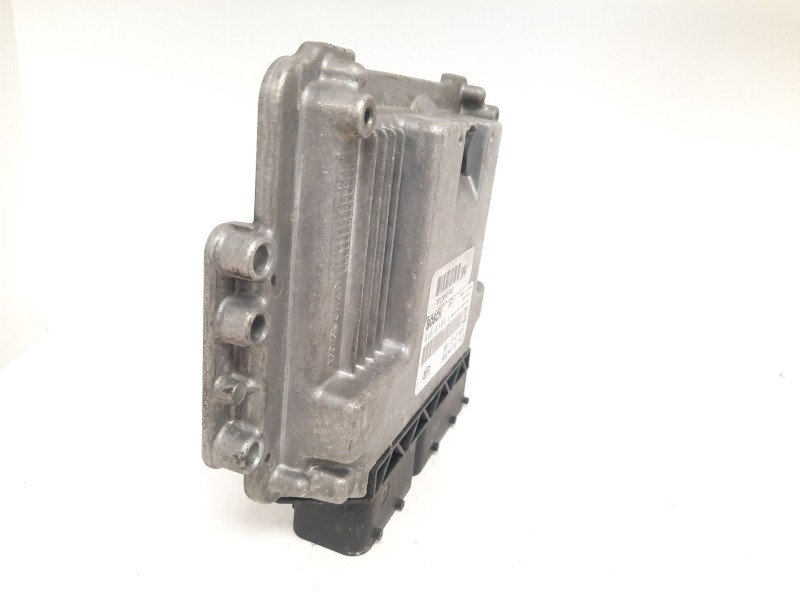 Recambio de centralita motor uce para kia carens (un) emotion referencia OEM IAM 3911327485 0281013072 90UN4T0EI2S