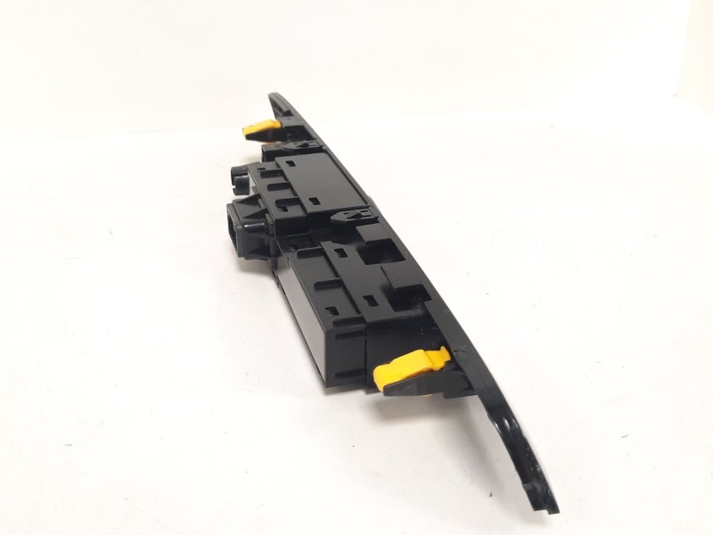 Recambio de warning para hyundai tucson (tl, tle) 2.0 crdi referencia OEM IAM 3D136A1000 93700D7100 