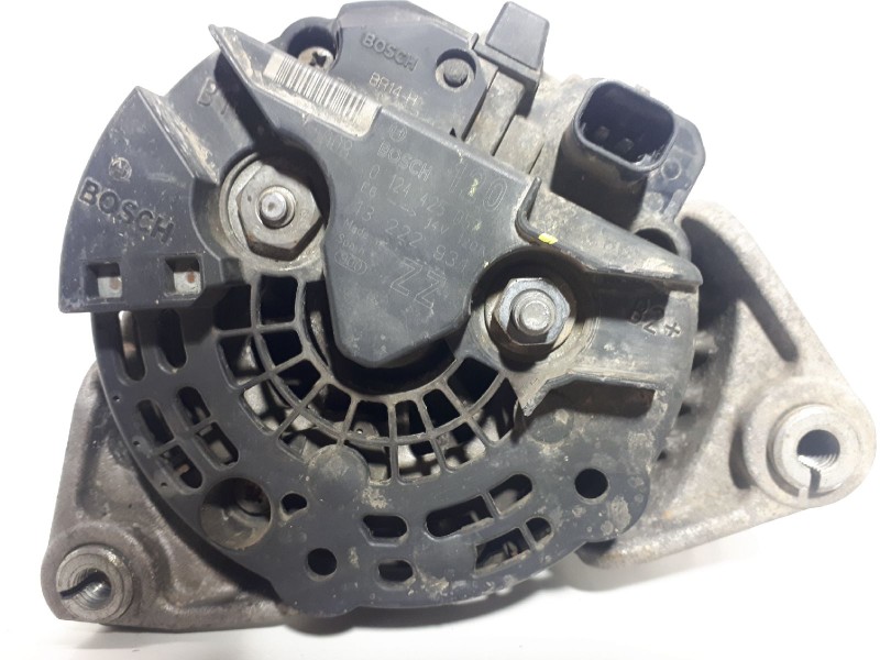 Recambio de alternador para opel corsa d selective referencia OEM IAM 13222931 0124425057 120A