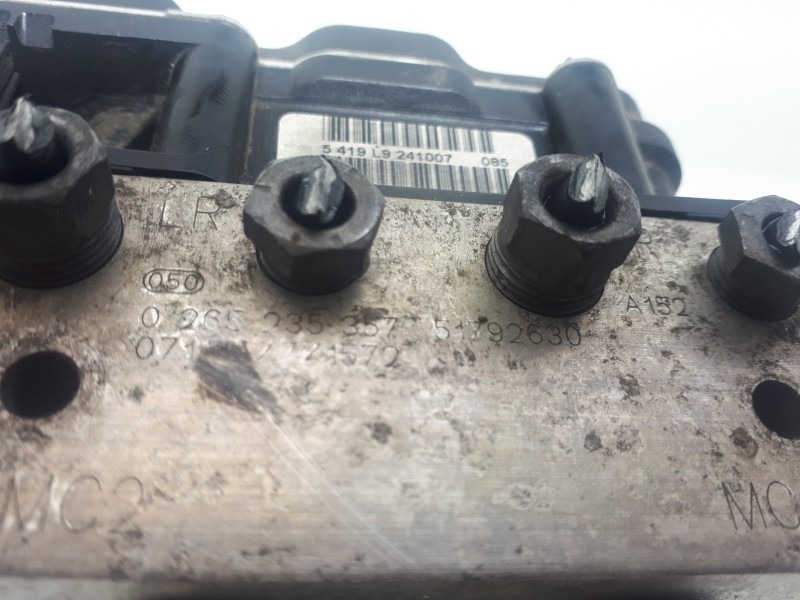 Recambio de abs para alfa romeo gt (125) 1.9 jtd (m) 16v cat referencia OEM IAM 51792630 0265235357 