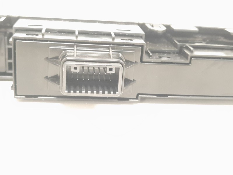 Recambio de warning para hyundai tucson (tl, tle) 2.0 crdi referencia OEM IAM 3D136A1000 93700D7100 