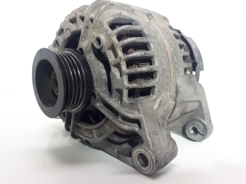 Recambio de alternador para opel corsa d selective referencia OEM IAM 13222931 0124425057 120A
