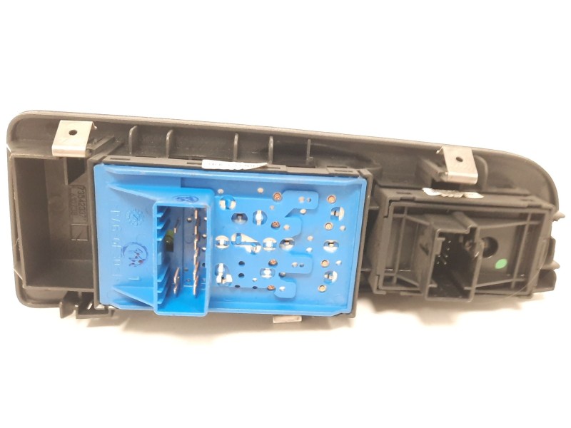 Recambio de mando elevalunas delantero izquierdo para fiat grande punto (199_) 1.9 d multijet referencia OEM IAM   