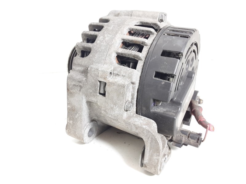 Recambio de alternador para dacia sandero ambiance referencia OEM IAM 8200660044B SG9B107 