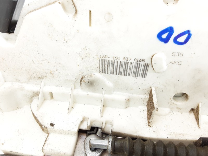 Recambio de cerradura puerta delantera derecha para volkswagen up! (121) black up! referencia OEM IAM 1S1837016B  