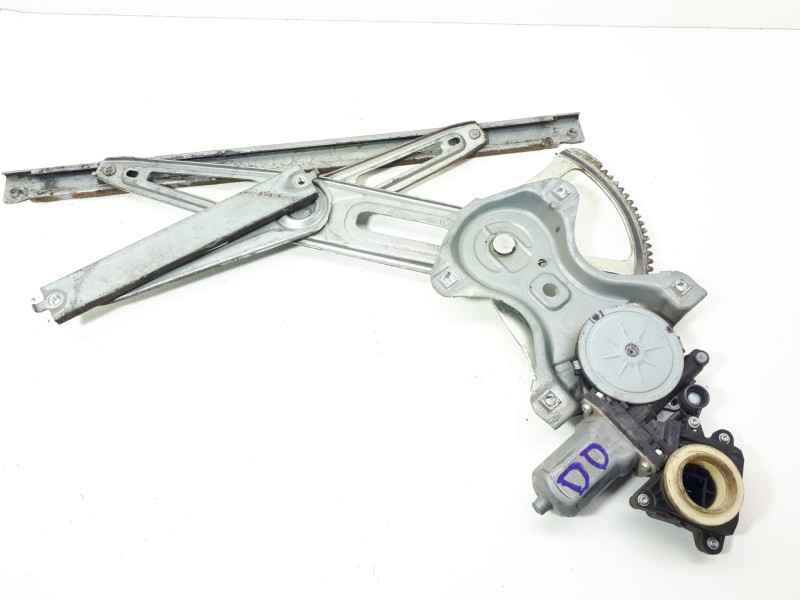 Recambio de elevalunas delantero derecho para toyota auris luna+ referencia OEM IAM 8570102010 961920100 AV2621004350