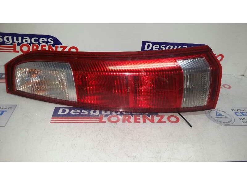 Recambio de piloto trasero derecho para opel meriva cosmo referencia OEM IAM 93294346 89398085 