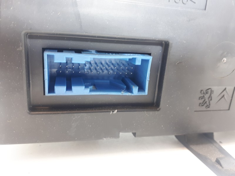 Recambio de mando climatizador para citroën c3 1.4 audace referencia OEM IAM 96588239XT  