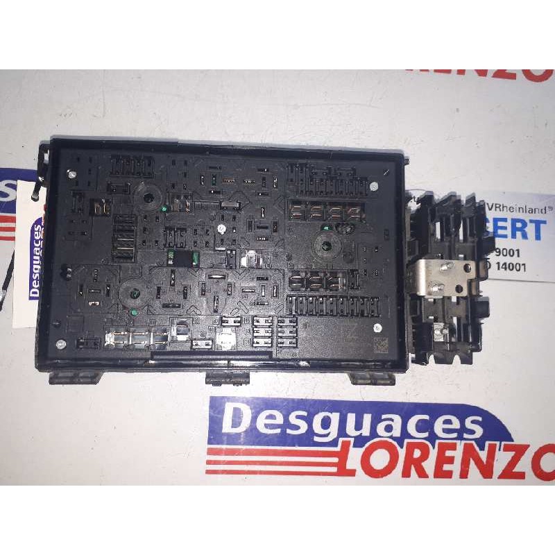 Recambio de caja reles / fusibles para opel astra j lim. excellence referencia OEM IAM 13368642 1110129AA TZ