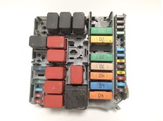 Recambio de caja reles / fusibles para fiat 500 referencia OEM IAM 51781452