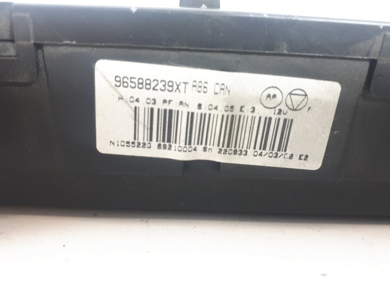 Recambio de mando climatizador para citroën c3 1.4 audace referencia OEM IAM 96588239XT  