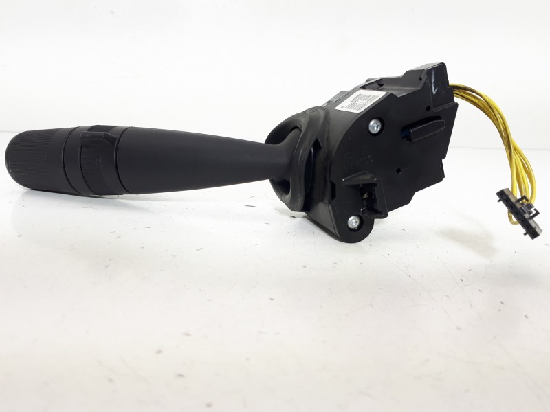 Recambio de mando limpia para dodge journey sxt cool family referencia OEM IAM 21486720709701  