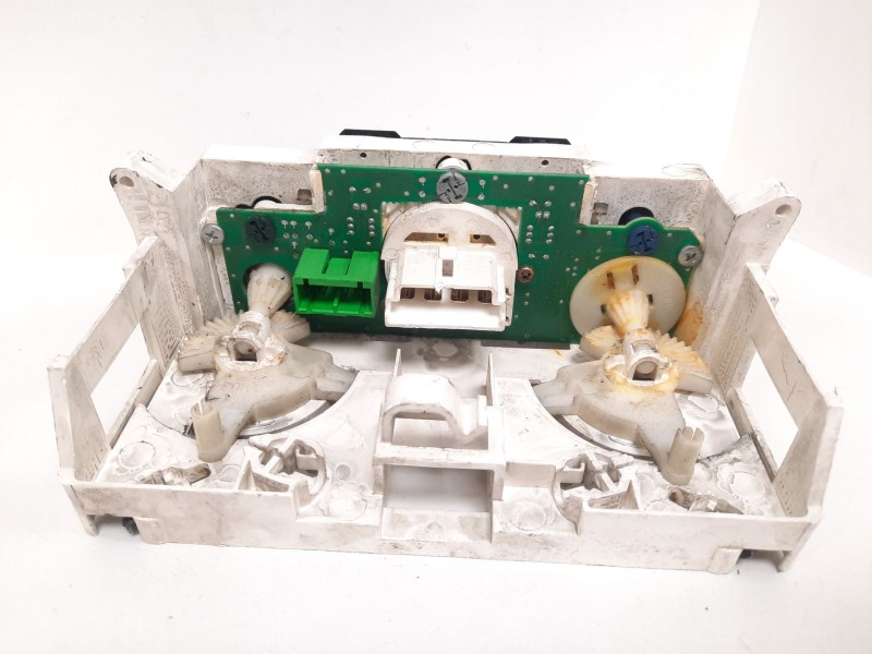 Recambio de mando calefaccion / aire acondicionado para suzuki liana rh (er) 1.6 16v cat referencia OEM IAM  31118 
