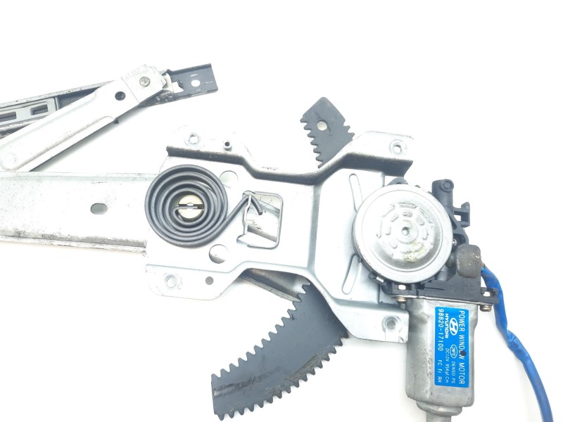 Recambio de elevalunas delantero derecho para hyundai matrix (fc) 1.5 crdi 16v gls referencia OEM IAM 9882017100  