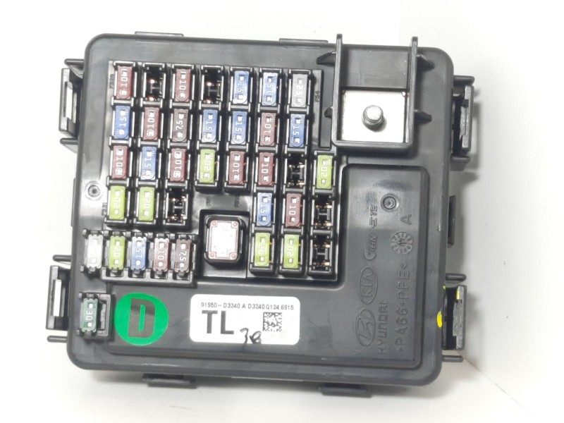 Recambio de caja reles / fusibles para hyundai tucson (tl, tle) 2.0 crdi referencia OEM IAM 91950D3240  D3240Q1246915