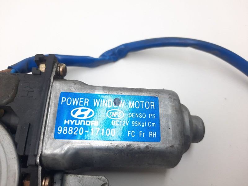 Recambio de elevalunas delantero derecho para hyundai matrix (fc) 1.5 crdi 16v gls referencia OEM IAM 9882017100  