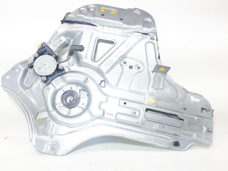 Recambio de elevalunas delantero derecho para kia carnival 2.2 crdi vgt active referencia OEM IAM 824604D000  