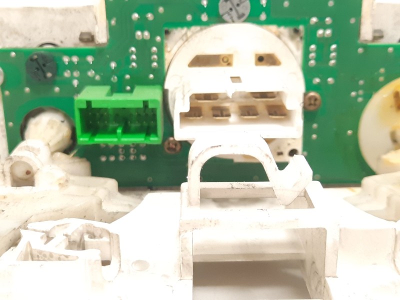 Recambio de mando calefaccion / aire acondicionado para suzuki liana rh (er) 1.6 16v cat referencia OEM IAM  31118 