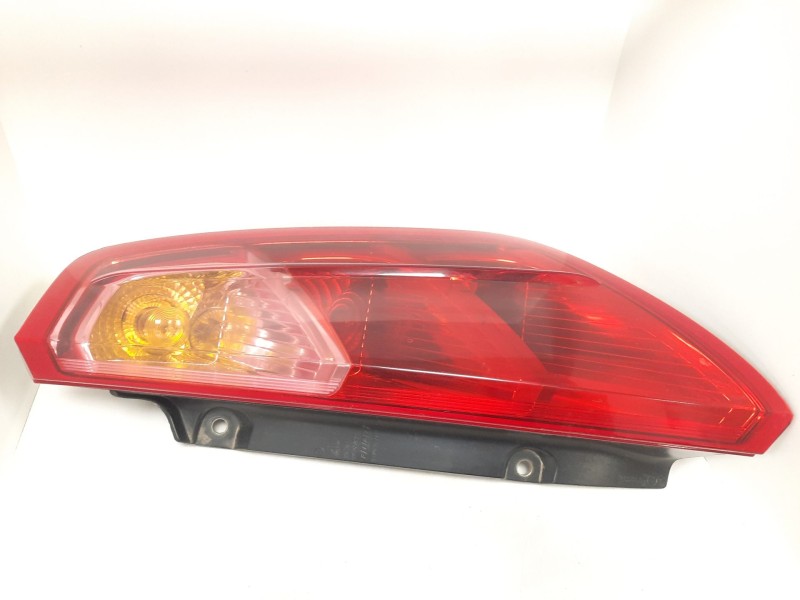 Recambio de piloto trasero derecho para fiat grande punto (199_) 1.9 d multijet referencia OEM IAM   