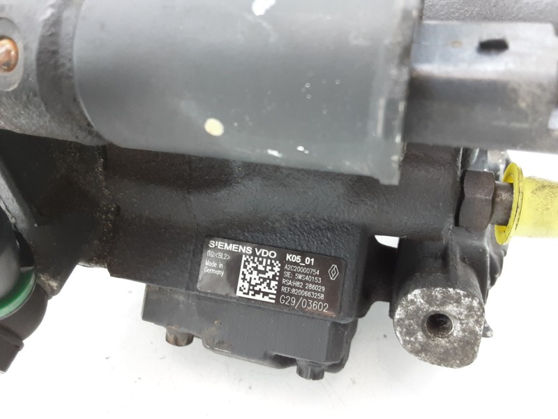 Recambio de bomba inyeccion para renault scenic ii authentique referencia OEM IAM 8200663258 A2C20000754 5WS40153